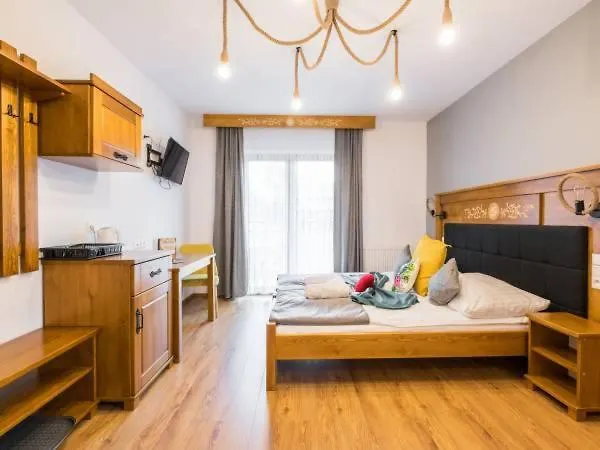 Mamcorka بيت ضيافة بورونين