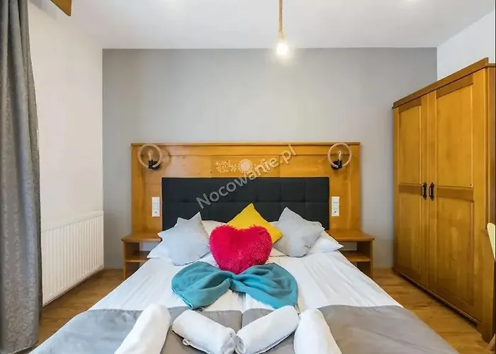 Mamcorka بورونين