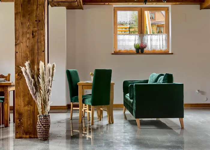 Mamcorka 3* بورونين