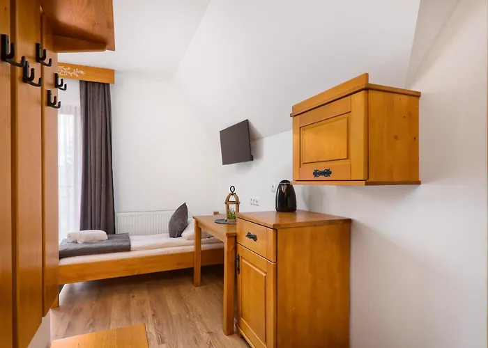 Mamcorka بورونين